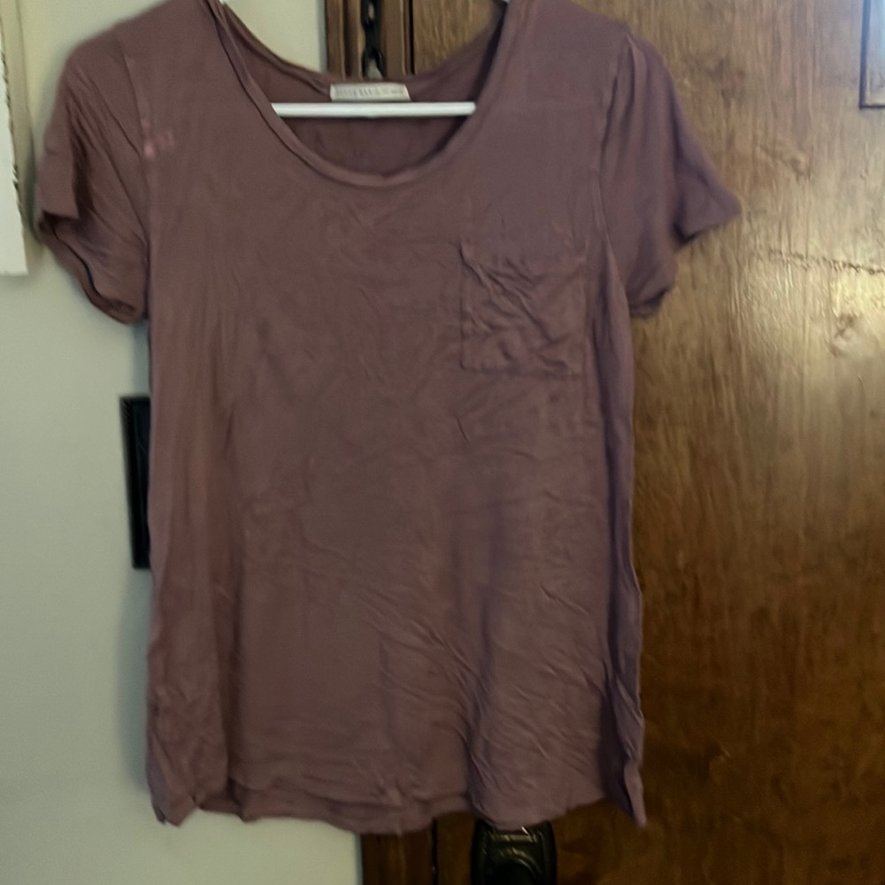 purple t shirt